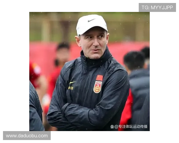 2026世界杯6月教练调整盘点:换人与战术变化成为焦点 2026世界杯6月教练调整盘点:换人与战术变化成为焦点